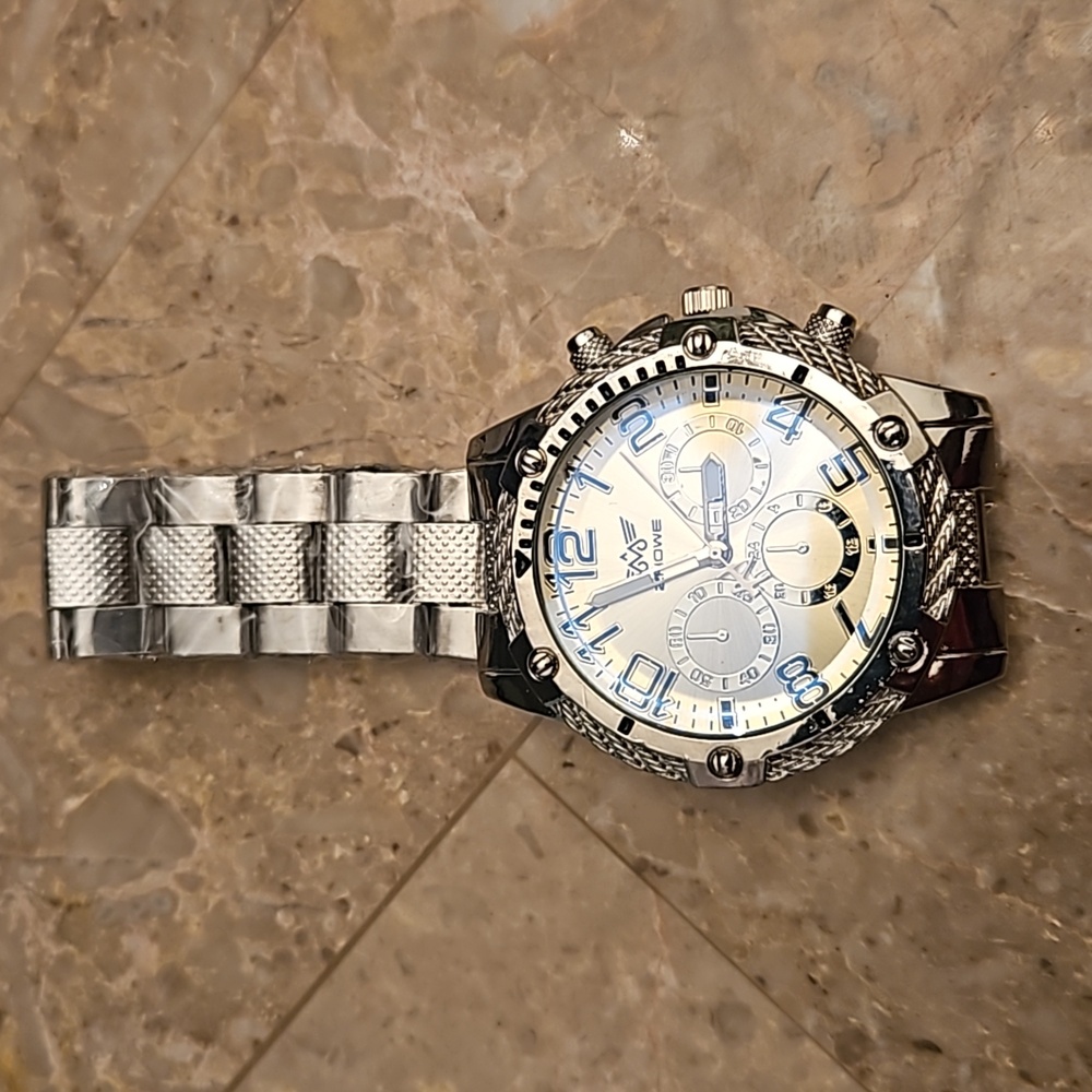 Silver and white zhowe watch